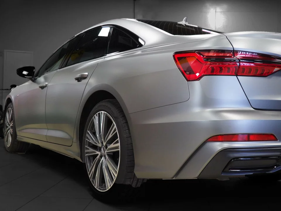 Audi — полная перетяжка матовой плёнкой - фотография 1