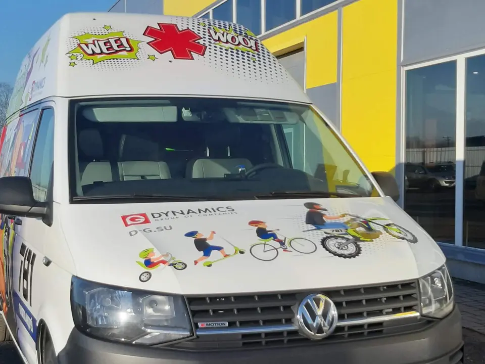 Брендирование Volkswagen виниловой плёнкой с полноцветной фотопечатью - фотография 1