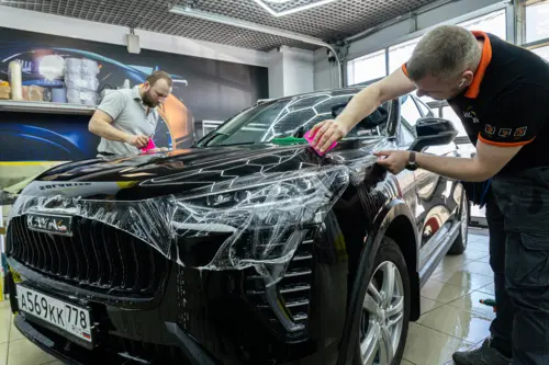 Haval Jolion - защита капота и фар полиуретановой пленкой - фотография 3