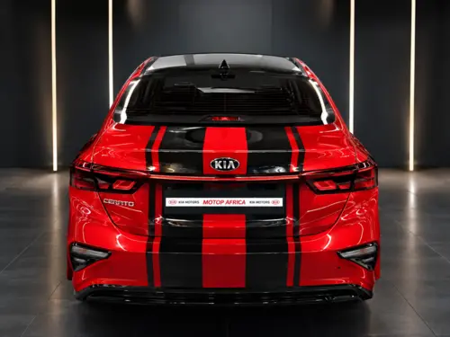 Kia Cerato — крыша и полоски - фотография 2
