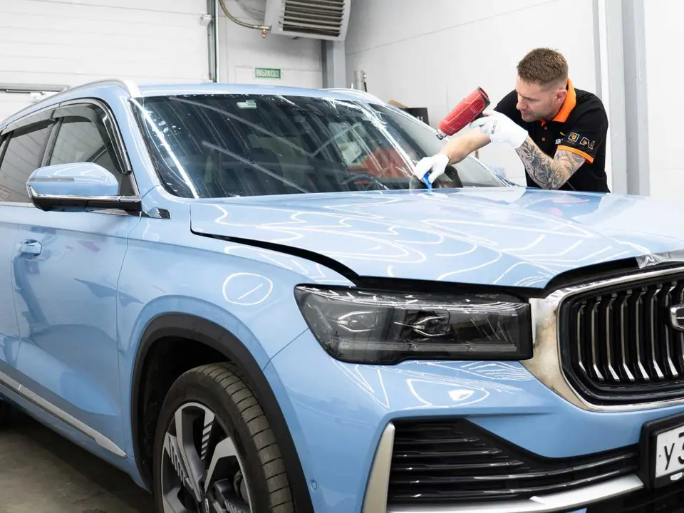 Защита лобового стекла Geely плёнкой WINDSHIELD SOLAREXT - фотография 1