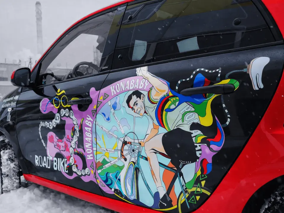Smart Fortwo - яркое брендирование в велосипедной тематике - фотография 1