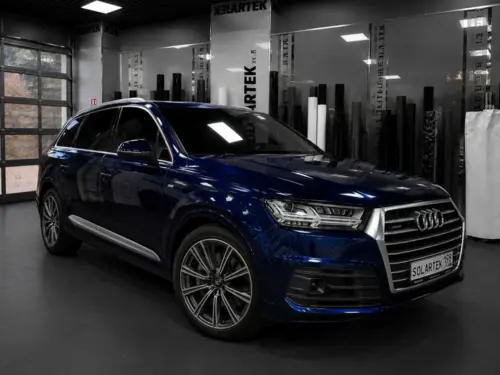 Audi Q7 - полная оклейка защитной плёнкой - фотография 3