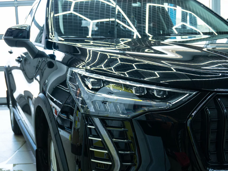 Haval Jolion — бронирование капота и фар защитной плёнки - фотография 1