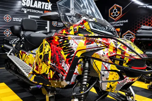 Яркий дизайн для снегохода OSM SM1000 - фотография 2