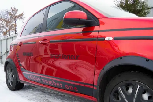 Smart ForFour Brabus - яркое брендирование в фирменном стиле - фотография 4