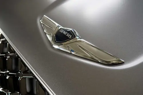 Genesis GV70 - полная оклейка кузова матовой антигравийной плёнкой - фотография 5