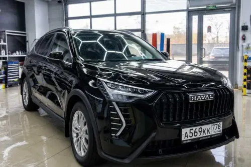Haval Jolion - защита капота и фар полиуретановой пленкой - фотография 4