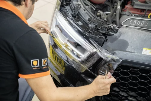 Защита фар Audi полиуретановой плёнкой — фотография 2