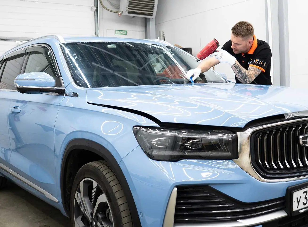 Защита лобового стекла Geely плёнкой WINDSHIELD SOLAREXT