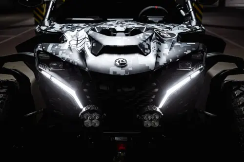 Оклейка Can-Am Maverick X3 X RS в пиксельном камуфляже - фотография 6