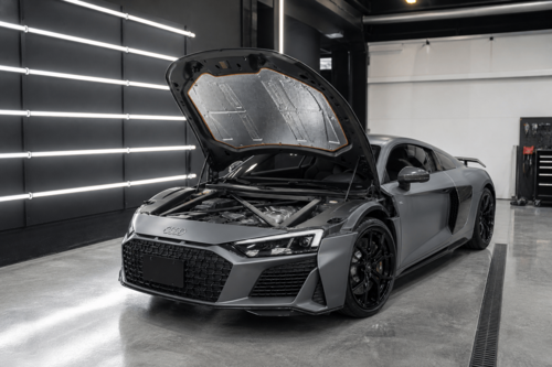 Шумоизоляция капота Audi R8 - дополнительный комфорт для спортивного автомобиля — фотография 2