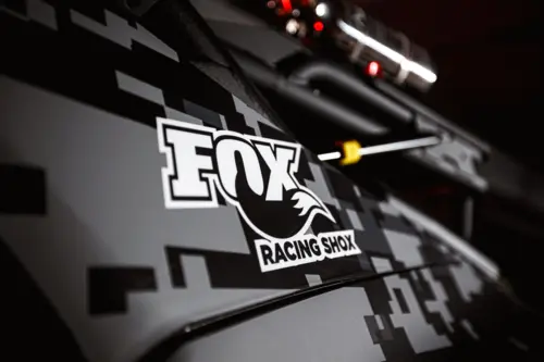Оклейка Can-Am Maverick X3 X RS в пиксельном камуфляже - фотография 4